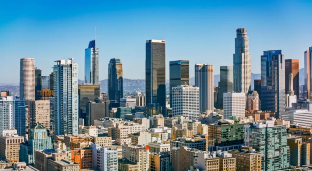 Skyline do distrito financeiro de Downtown Los Angeles.